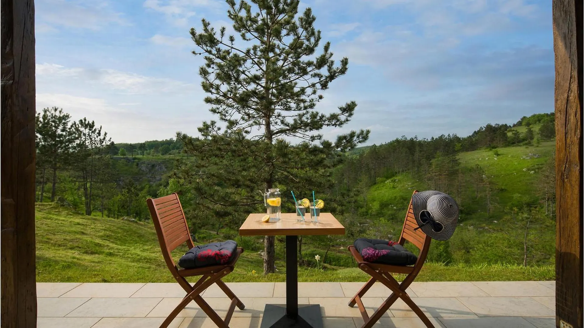 Holiday home Stunning Home In Trviz With Outdoor Swimming Pool